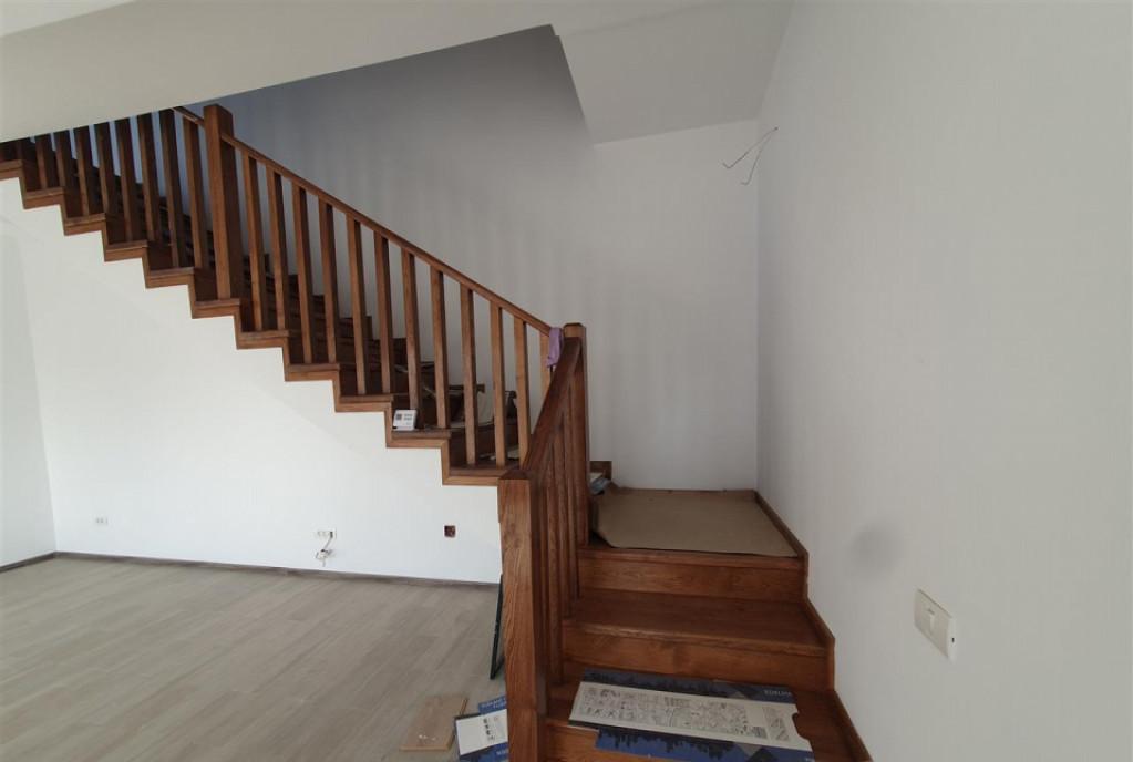 Tva inclus Casa finisata la cheie 4 camere Trivale Comis