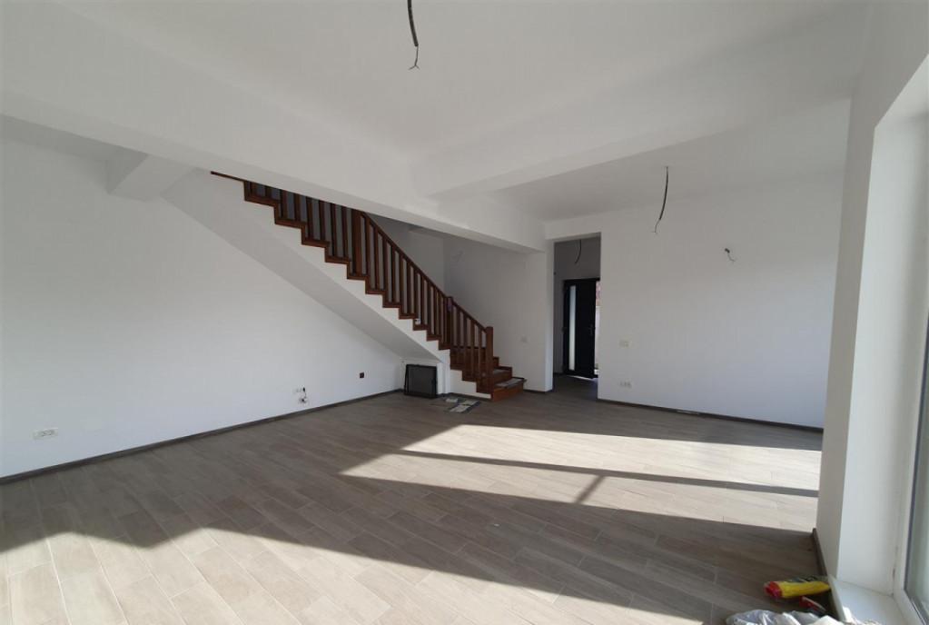 Tva inclus Casa finisata la cheie 4 camere Trivale Comis