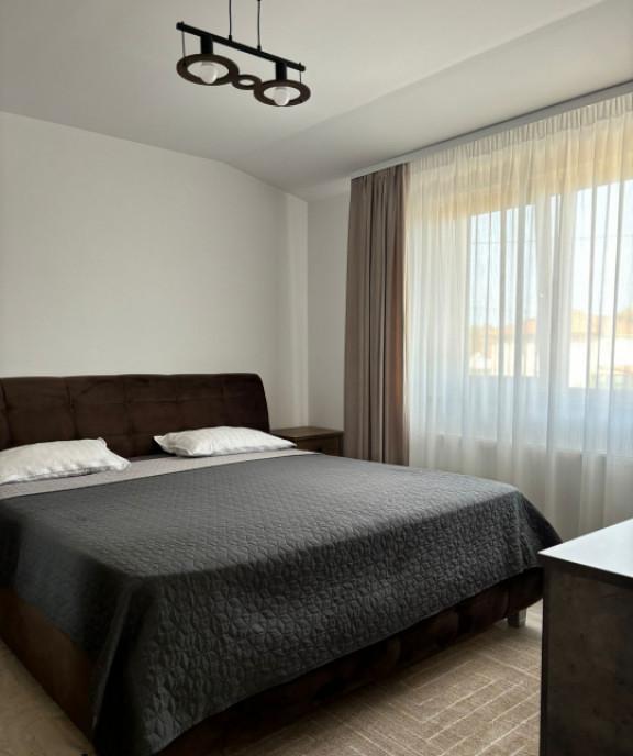 Casa moderna complet mobilata si utilata constructie