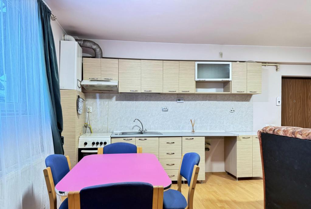 Apartament 2 camere cartier Marasti bloc dupa 2000 disponi