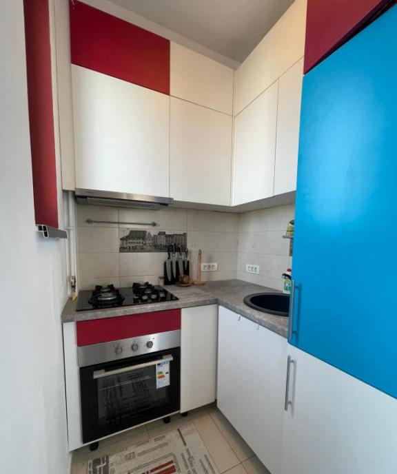 Apartament cu 3 camere si terasa zona dacia-Scoala Spect