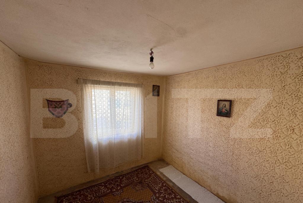 Casa spatioasa 120mp la DN1A caramida