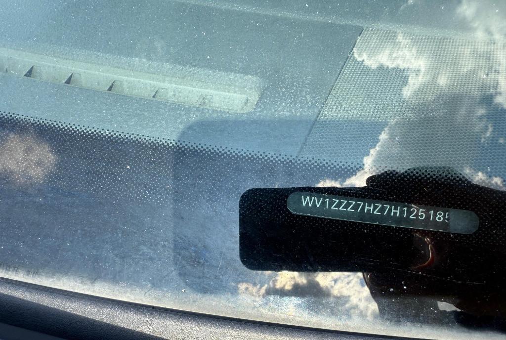 Vw Transporter T5 5 locuri 170 cp piele inmatriculat RO 6 400 eur