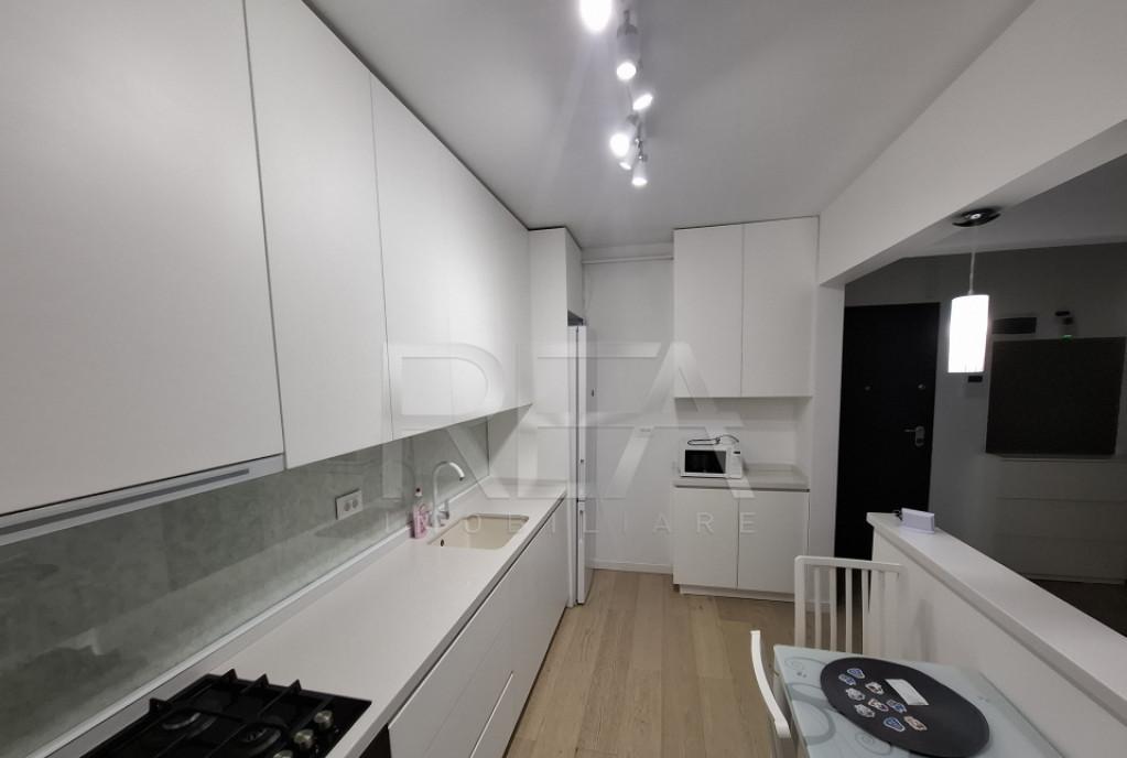 2 camere 9/11 parcare boxa Exigent Plaza Faza 4