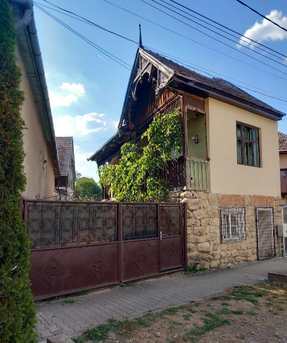 Casa de vanzare in centrul satului european Sancraiu jud Cluj