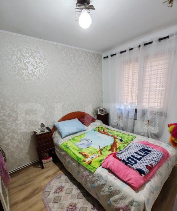 Apartament 3 camere 54mp zona Tudor