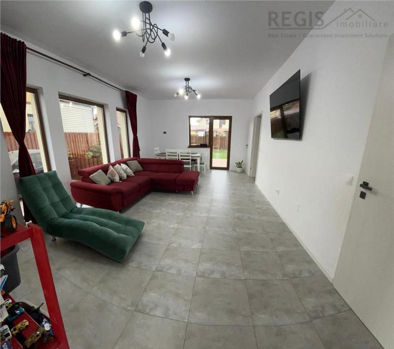 Apartament 3 camere renovat centru civic