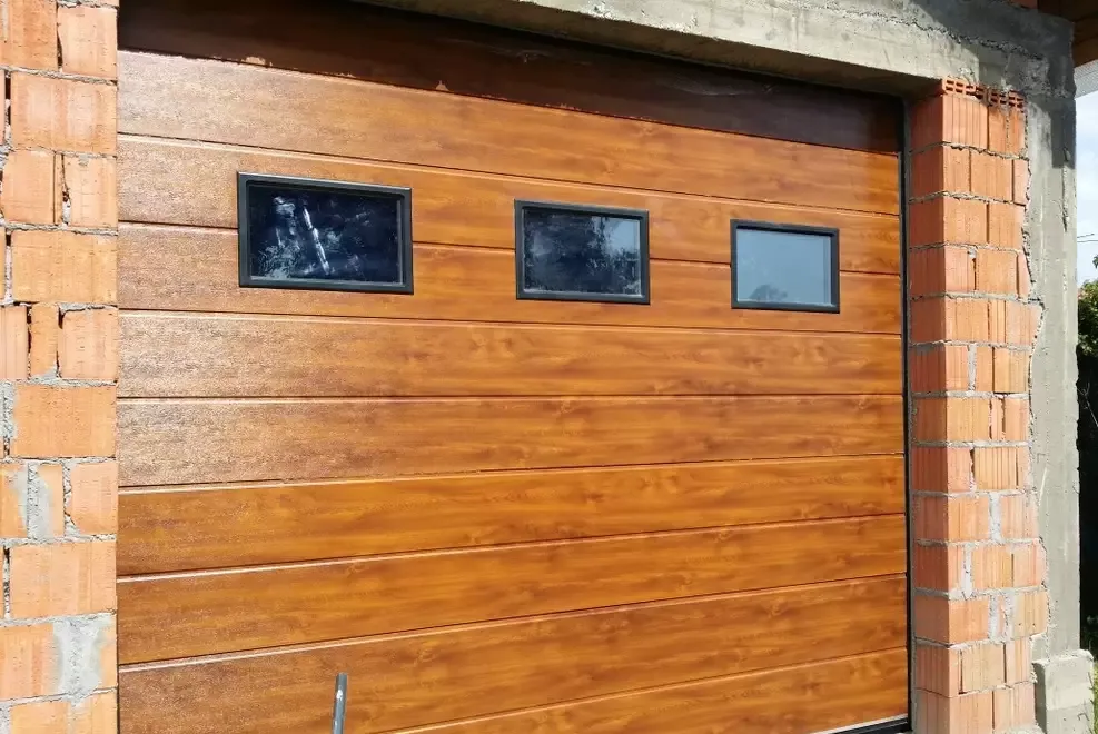 usi garaj sectionale cu motor slatina bals corabia caracal draganesti