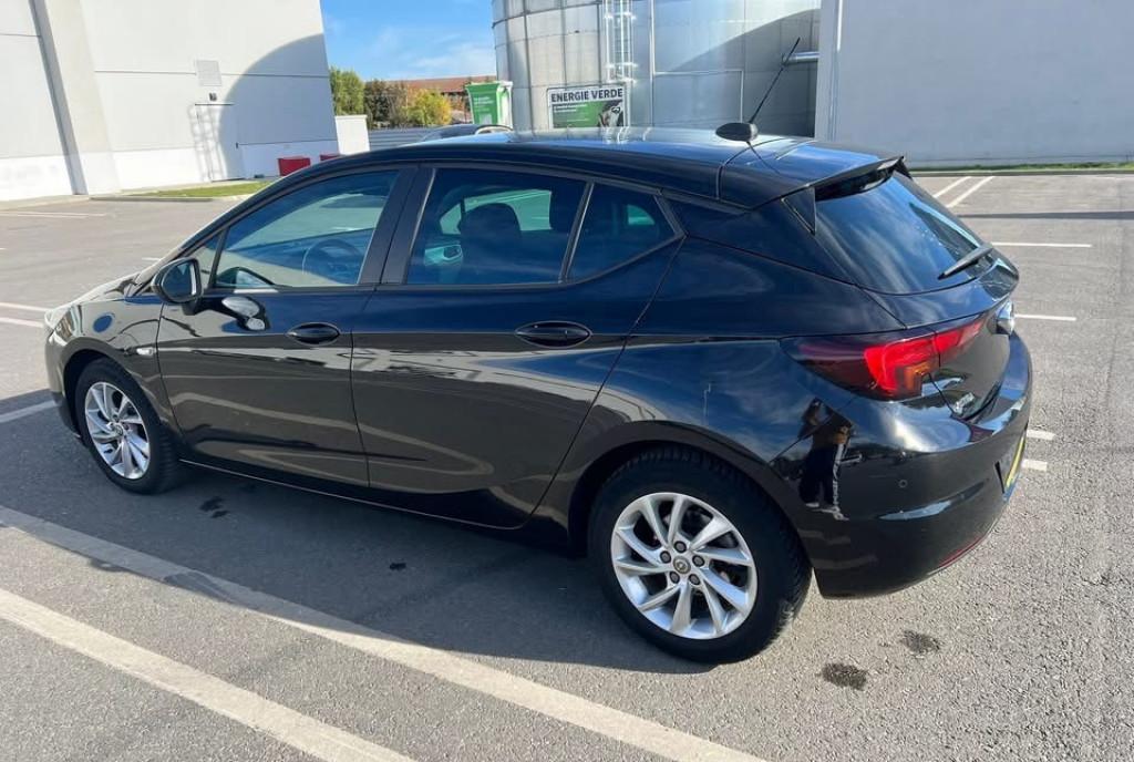 Masina impecabila 7 500 eur