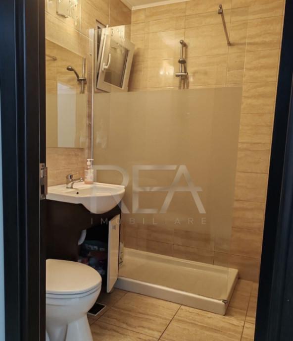 2 camere 4/4 anvelopat boxa bloc tip P Drumul Taberei