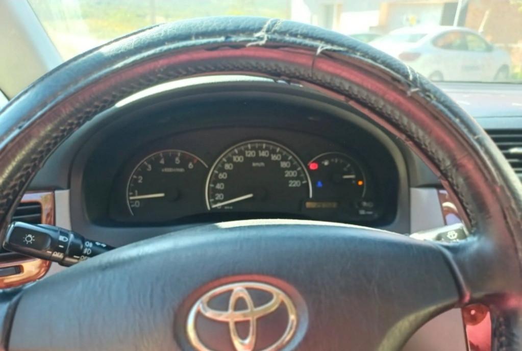 Toyota avensis Verso 6 500 lei