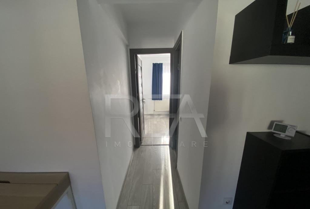 2 camere open space Academia Militara