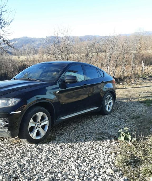 Bmw x6 2011 o turbina BMW x6 2012 2 burbine stare buna 11 500 eur