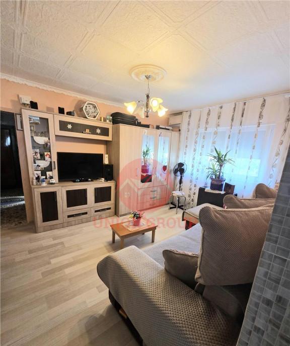 Apartament 2 camere semidecomandat Poarta 6 renovat