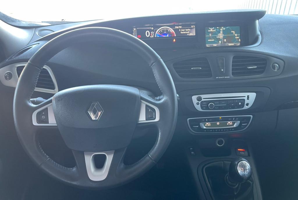 Restul Scenic 7 Locuri 4 300 eur