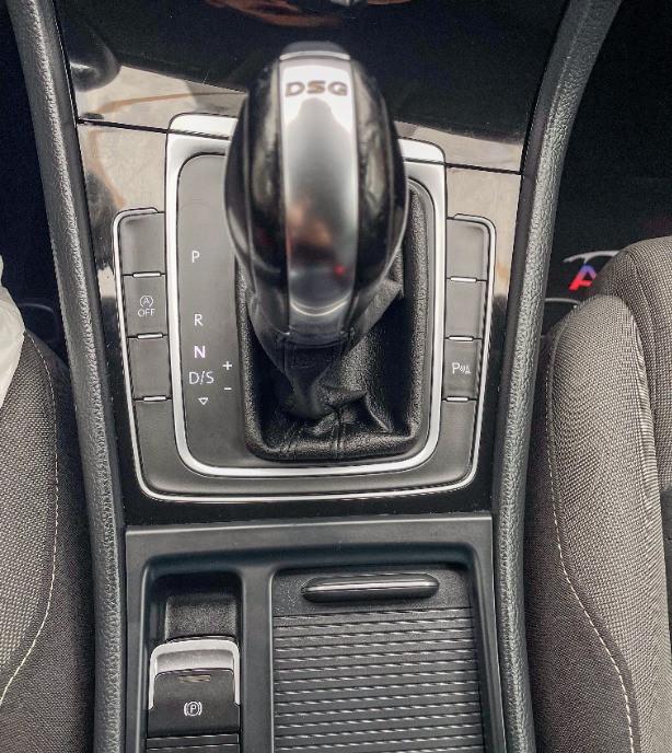 VW GOLF VII Cutie Automata Garantie 12 luni Livrare gratis 10 199 eur