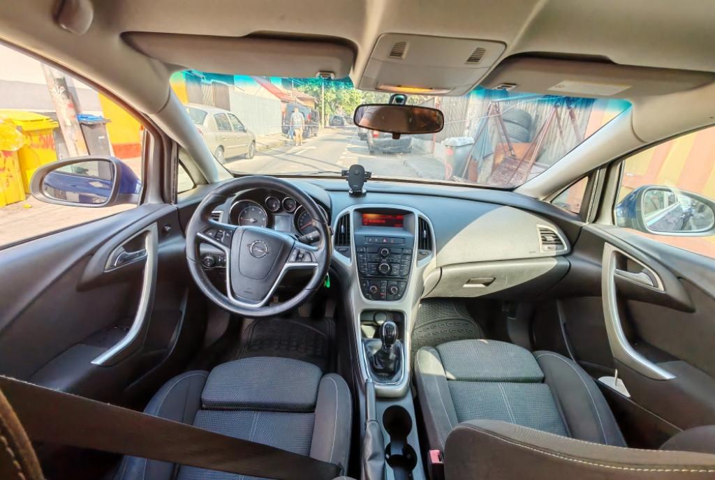 Opel Astra 1 7 CDTI Spor tourer 3 490 eur