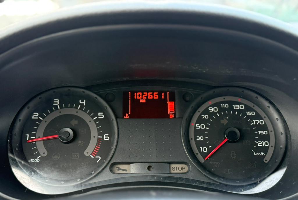 Renault Clio 1 2i 1149 cmc 102661 km Clima euro4 2 990 eur