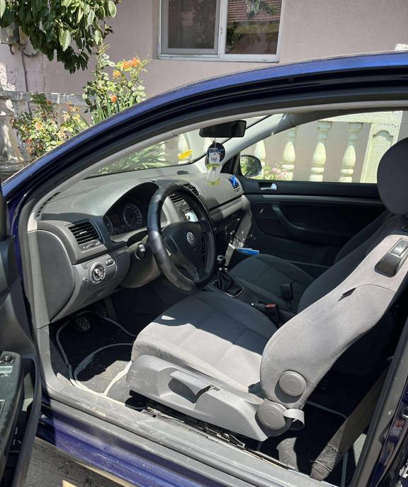 Vw golf 5 1 9 in stare buna de functionare 1 300 eur