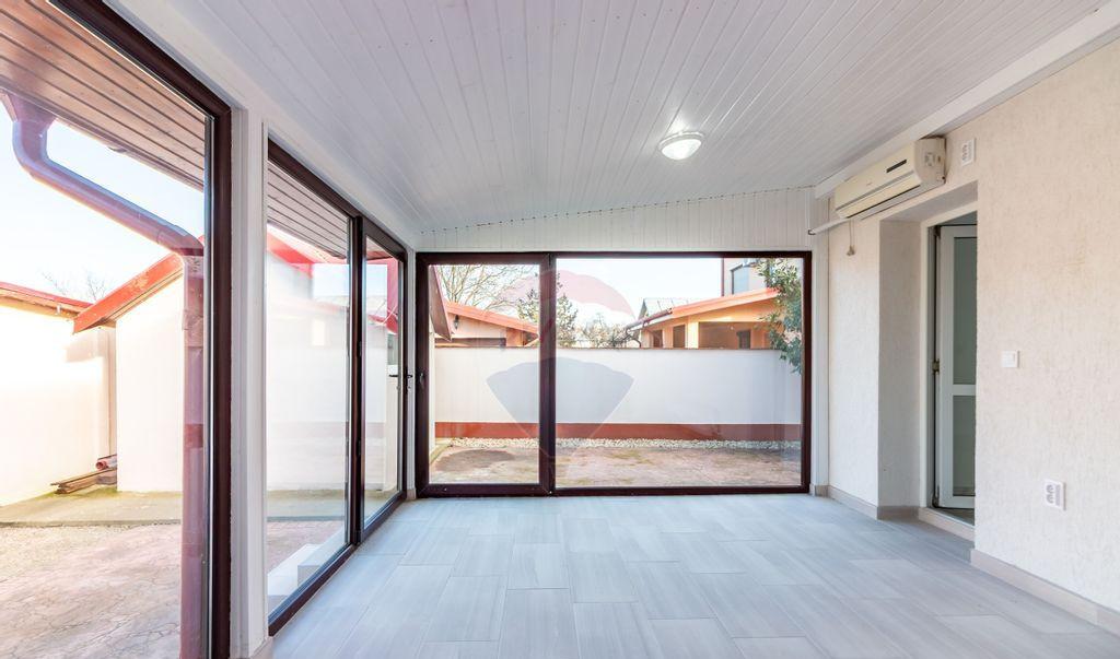 Casa / Vila in centrul orasului Buftea autobuz hiper