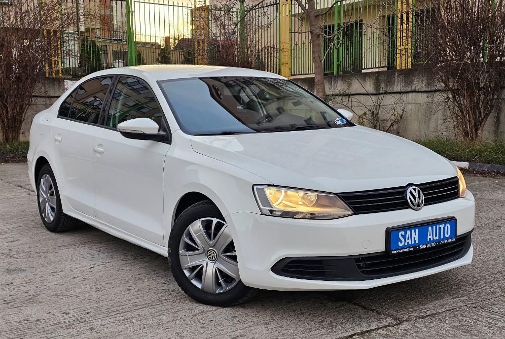 VW Jetta 2012 1 6 TDI 105 CP euro 5 / RATE fara avans 4 490 eur
