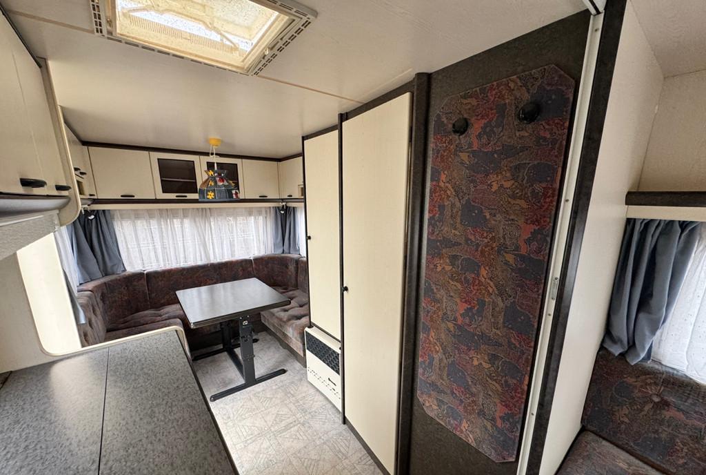 Rulota Hobby rsquo 96 bull bull 2 zone dormit bull bull Wc Fix Cadita bull bull 4 755 eur