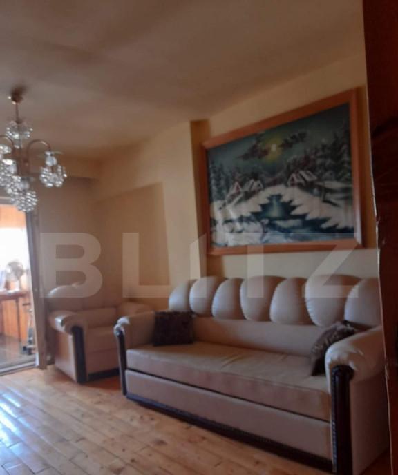 Apartament 3 camere 76 80 mp Cartier Stadion