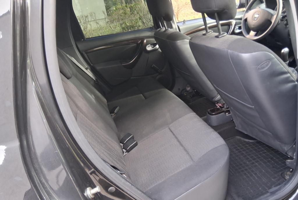 Dacia Duster 1 5 5 250 eur