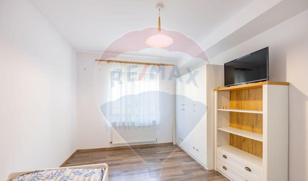 Apartament de inchiriat in bloc nou cu loc de parcare