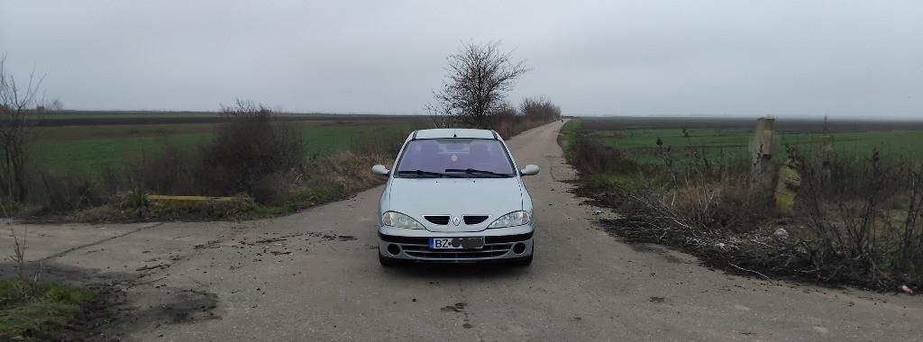 Renault Megane Benzina 3 500 lei