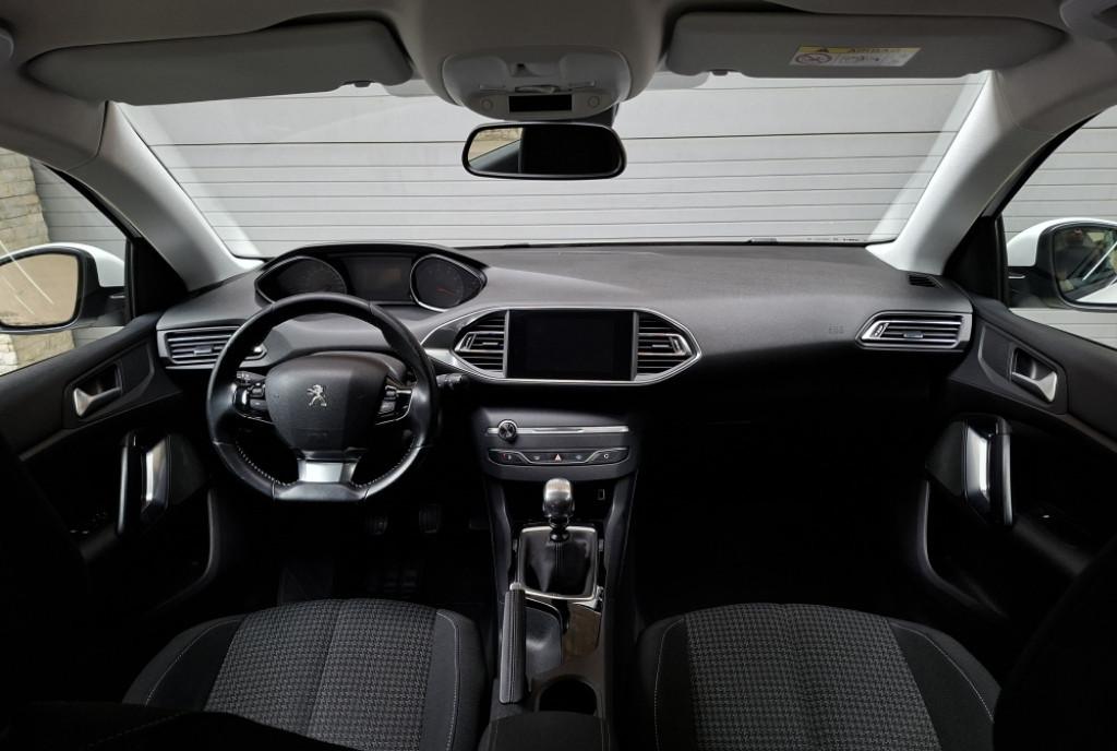 Peugeot 308 An fabricatie 2019 Cumparata reprezentata 6 900 eur