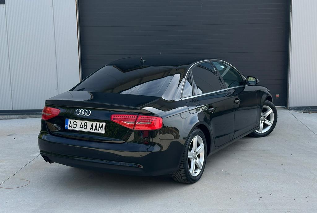 Audi A4 2013 2 0 177CP 8 300 eur