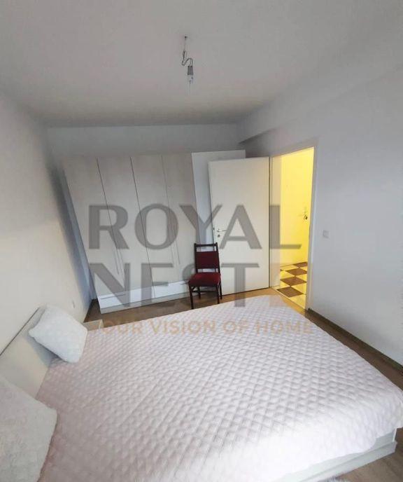 Inchiriez apartament cu 2 camere in Avantgarden3
