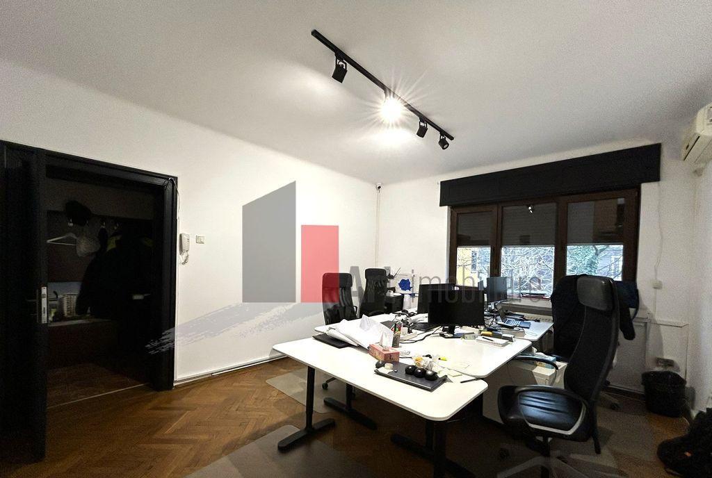 Apartament in vila cu curte si parcare Barbu Delavrance