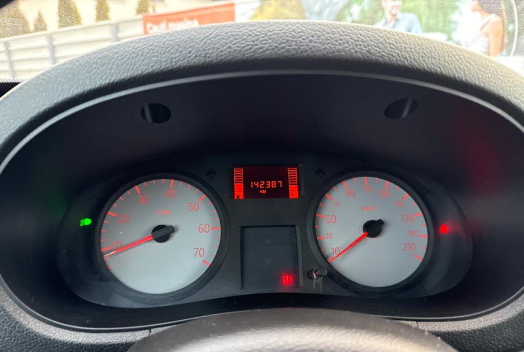 Renault Kangoo 1 6i Privilege 4x4 Clima 142387 km euro4 3 490 eur