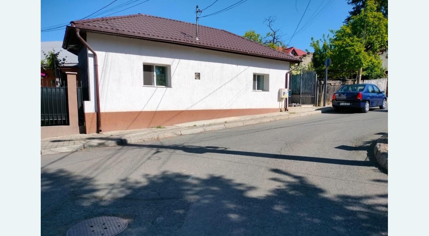 Casa complet renovata - zona Bucsinescu Iasi