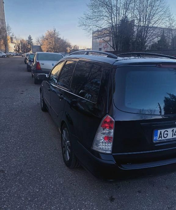 Ford focus 1 6 4 200 lei