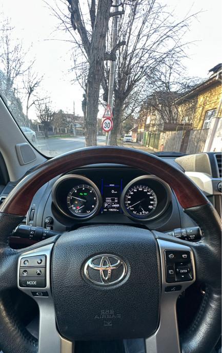 Toyota Land Cruiser 2017 33 900 eur