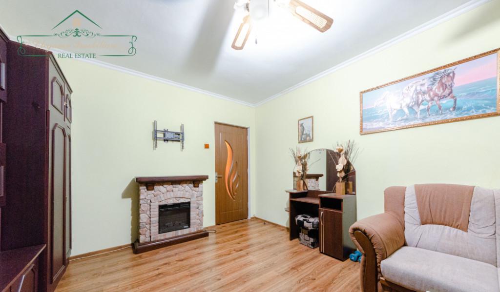 Apartament cu 2 camere si centrala proprie zona Ultracentra