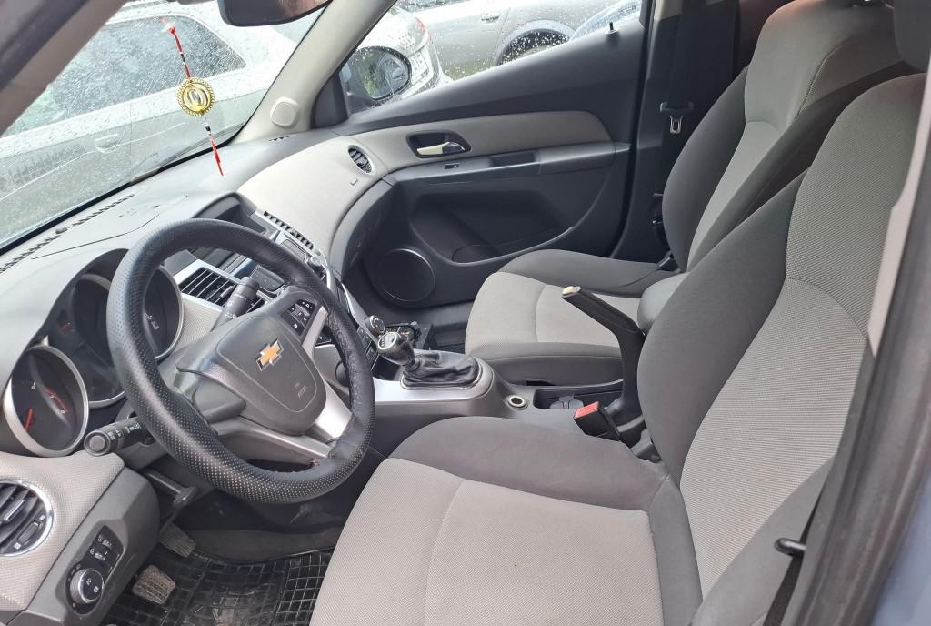 Chevrolet Cruze 2009 3 500 eur