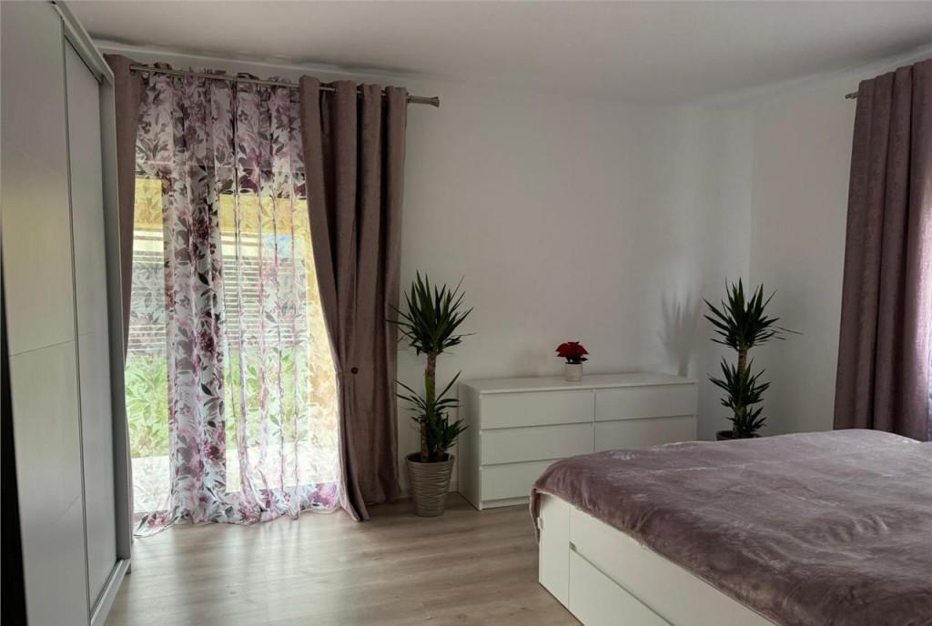 Casa singura in curte Zizin Tarlungeni Brasov