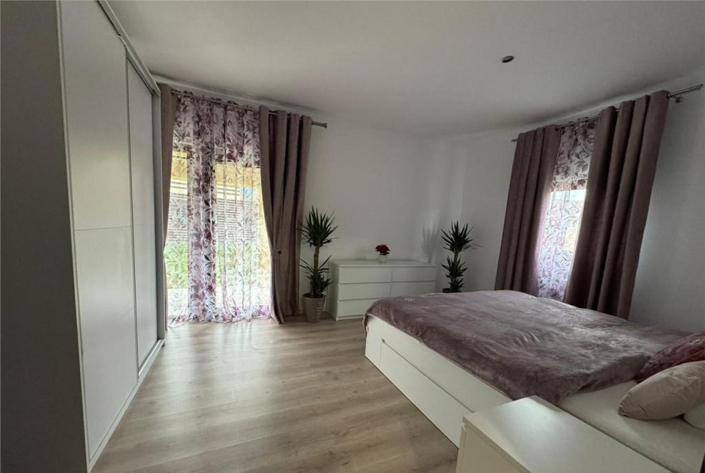 Casa singura in curte Zizin Tarlungeni Brasov