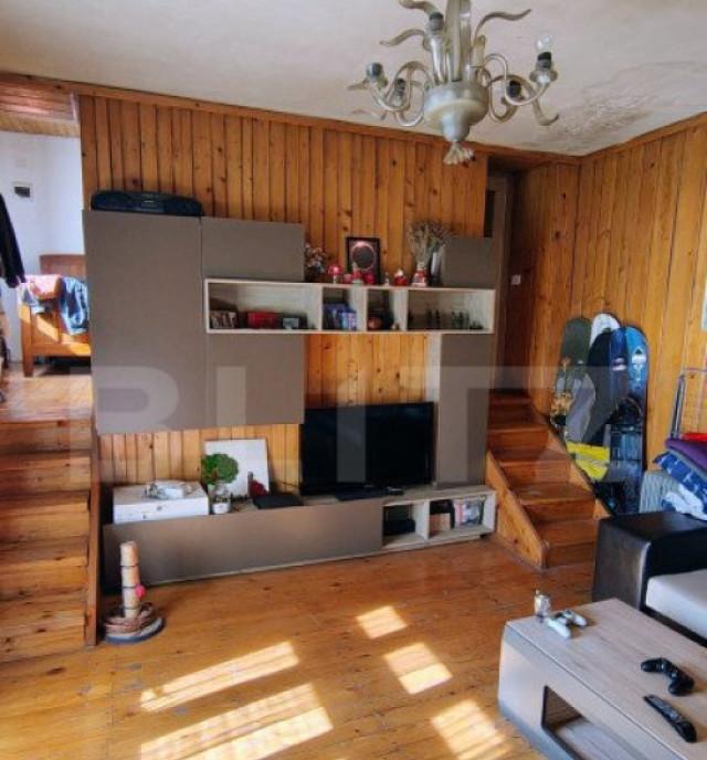 Apartament 3 camere pe doua niveluri 2 locuri de parcare