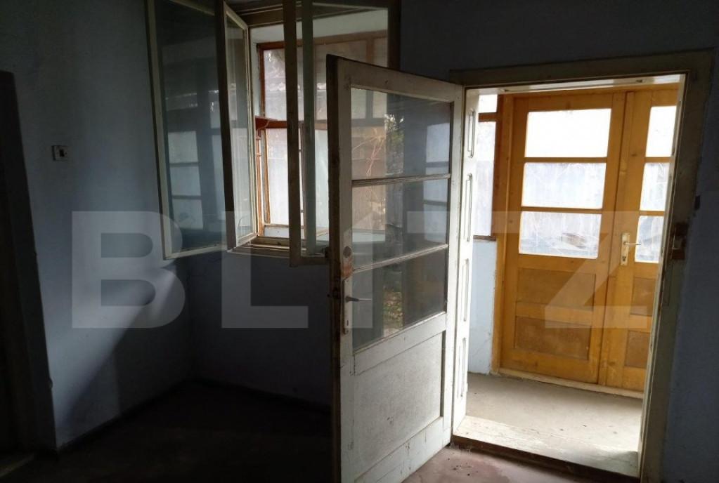 Sancraiu la drumul principal Teren 540 mp Casa 176 mp