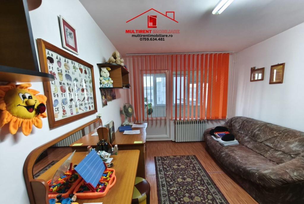 Garsoniera cf 1 str 1848 de vanzare