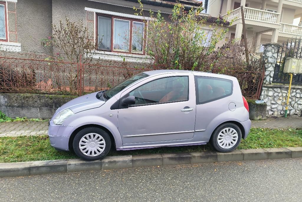 Citroen c2 1 4 hdi 1 200 eur