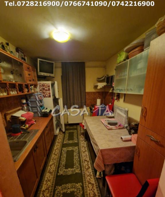 Apartament 2 camere situat in Rovinari Str Castanilor