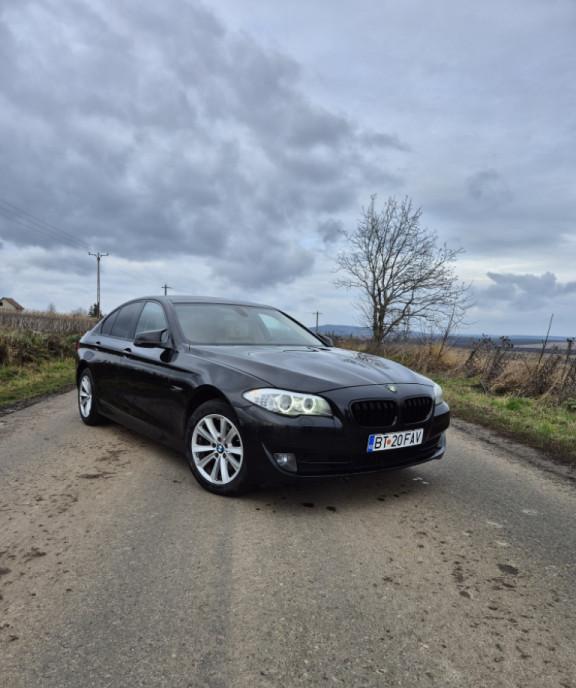 BMW F10 2011 520D 9 000 eur