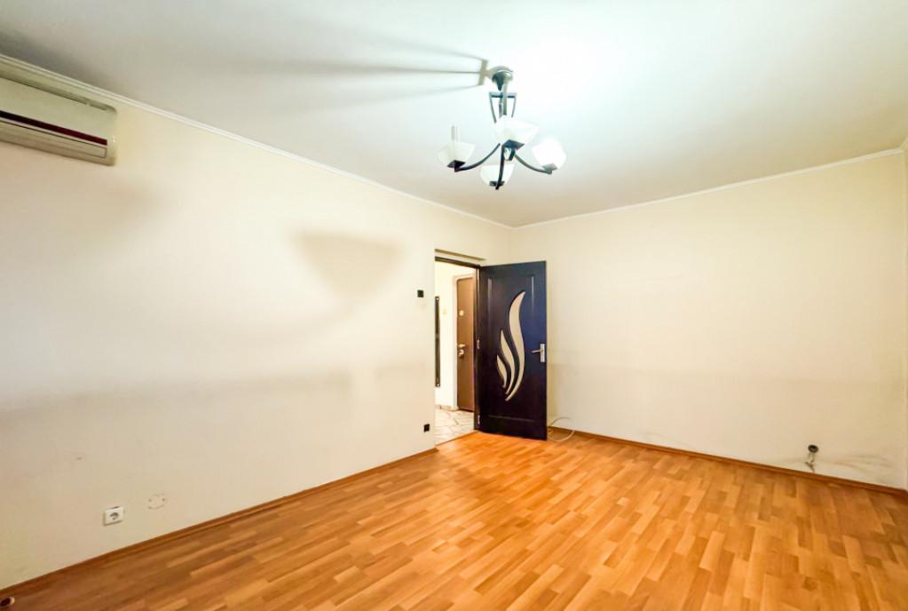 Un 3 camere corect Si extrem de interesant