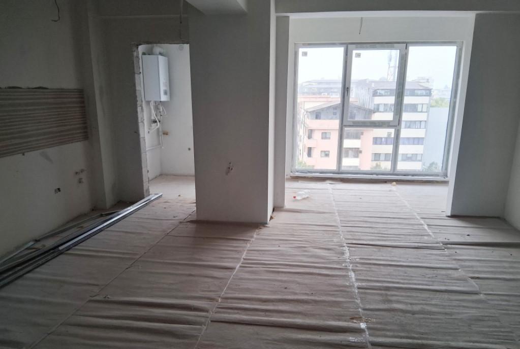 Apartament 3 camere 2 bai 90 mp zona Promenada